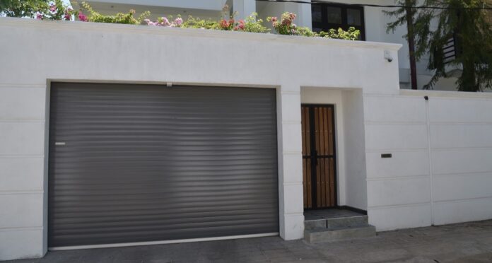 roller doors lonsdale