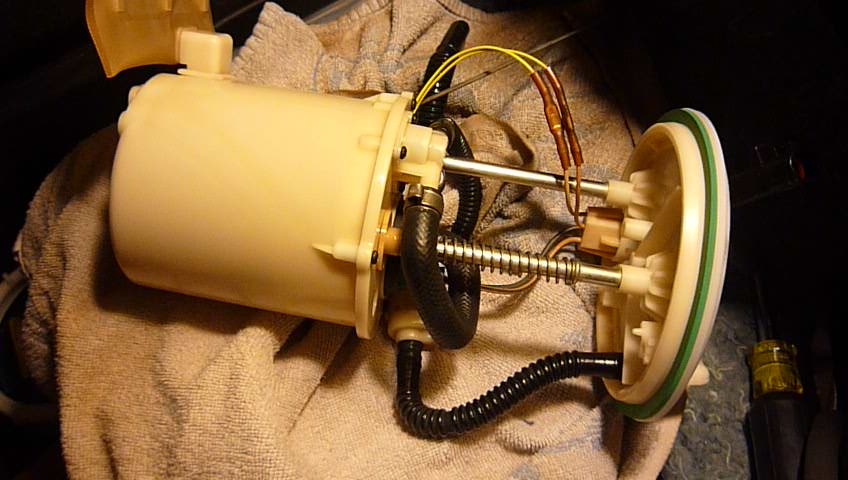 Nissan X Trail fuel pump