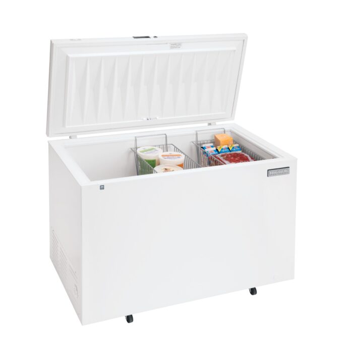 Commercial chest freezer